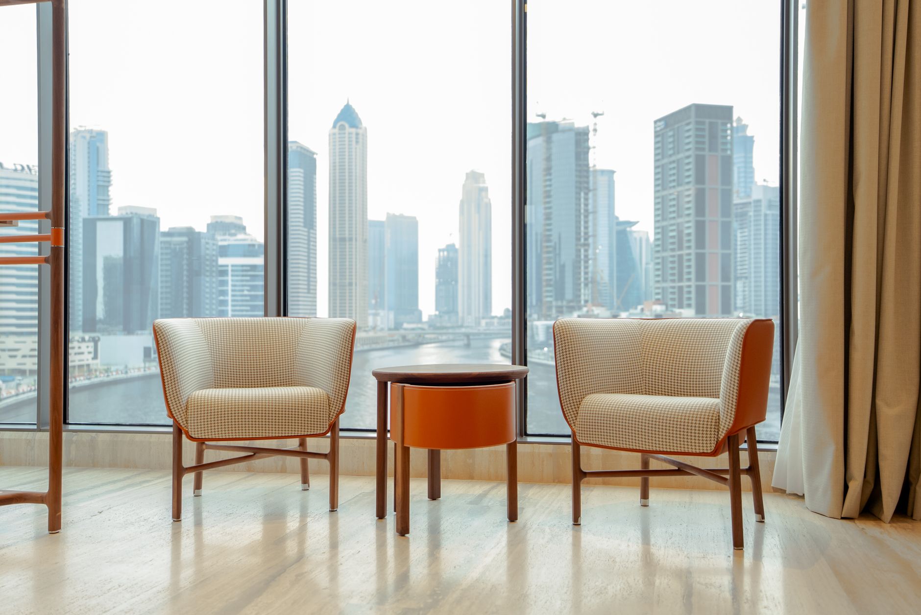 Private apartments and Dubai districts